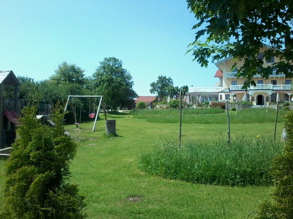 Gartenanlage WellnessNaturResort Gut Edermann