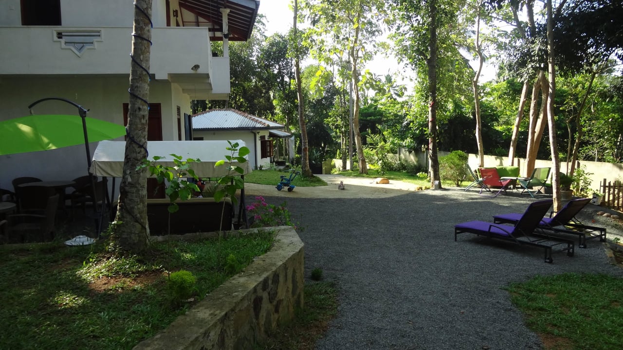 Garten Hotel Bouncer's Place