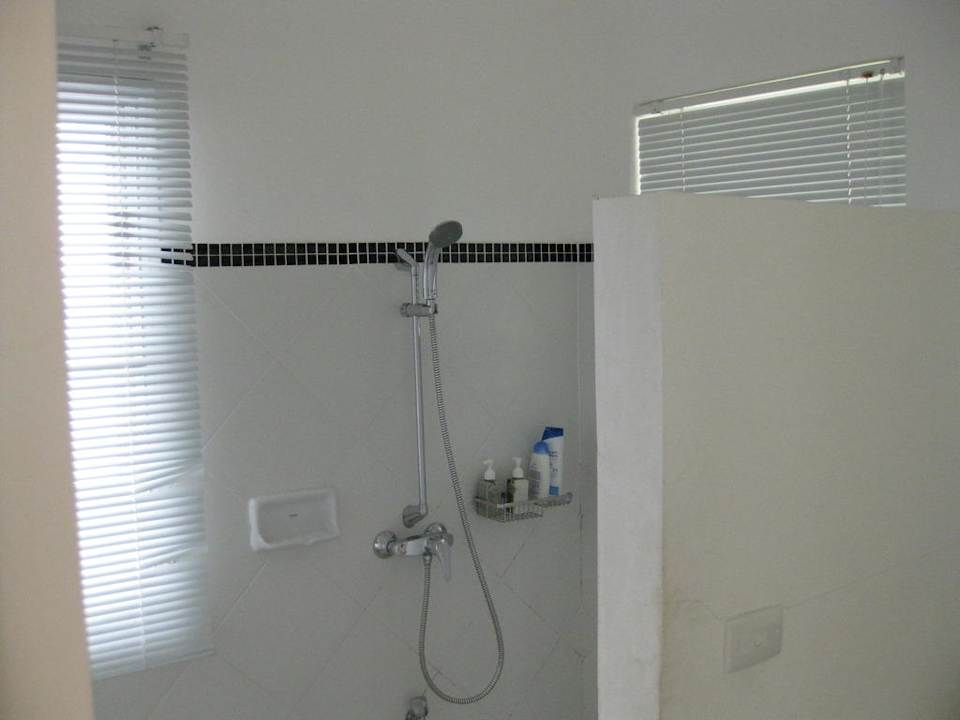 Dusche Laksasubha Hua Hin