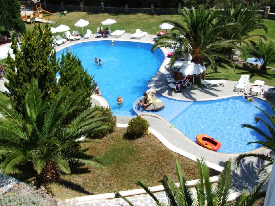 Poolanlage Ekaterini Hotel