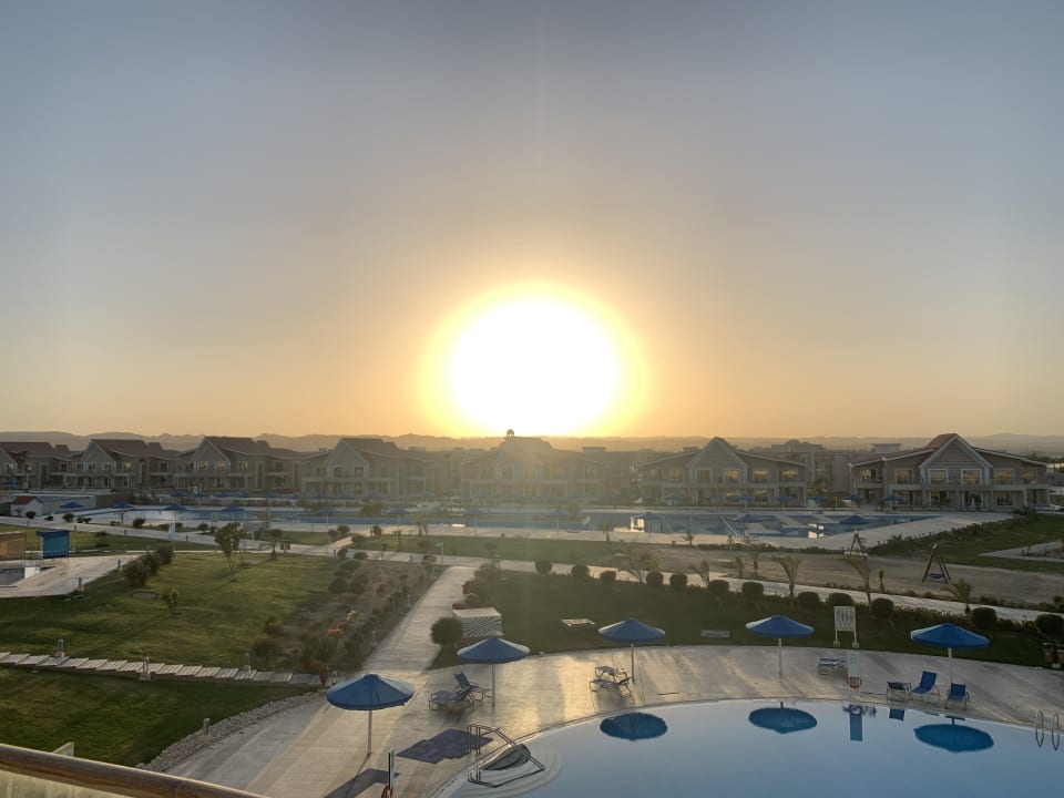 Außenansicht Pickalbatros Sea World Resort - Marsa Alam