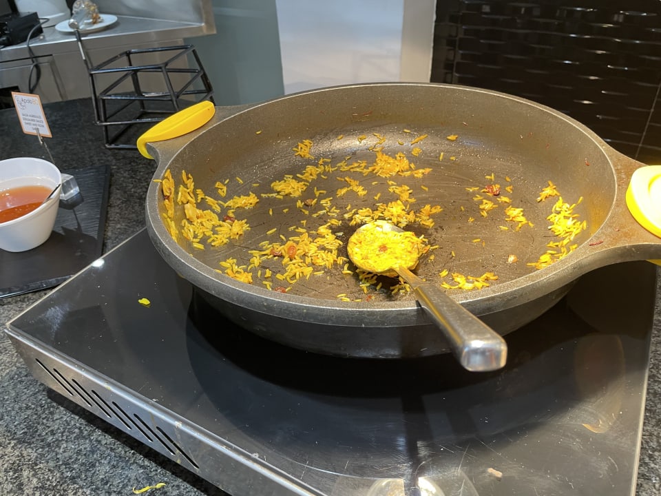 Gastro BQ Apolo Hotel