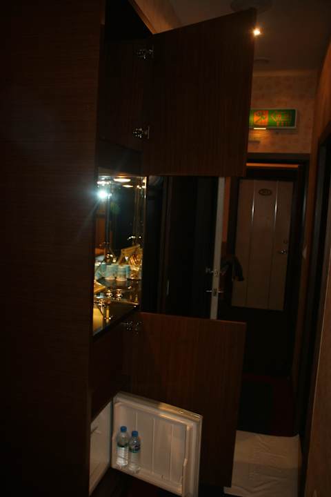 Minibar und Wasserspender Hotel Duo Romance