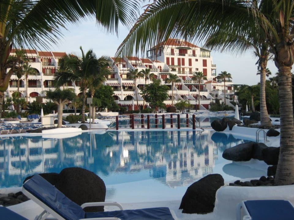 Pool und Hotel Parque Santiago IV Official