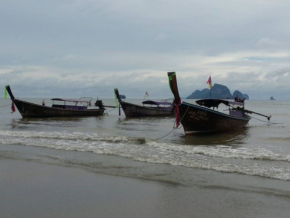 Strand vor dem Hotel Aonang Villa Resort