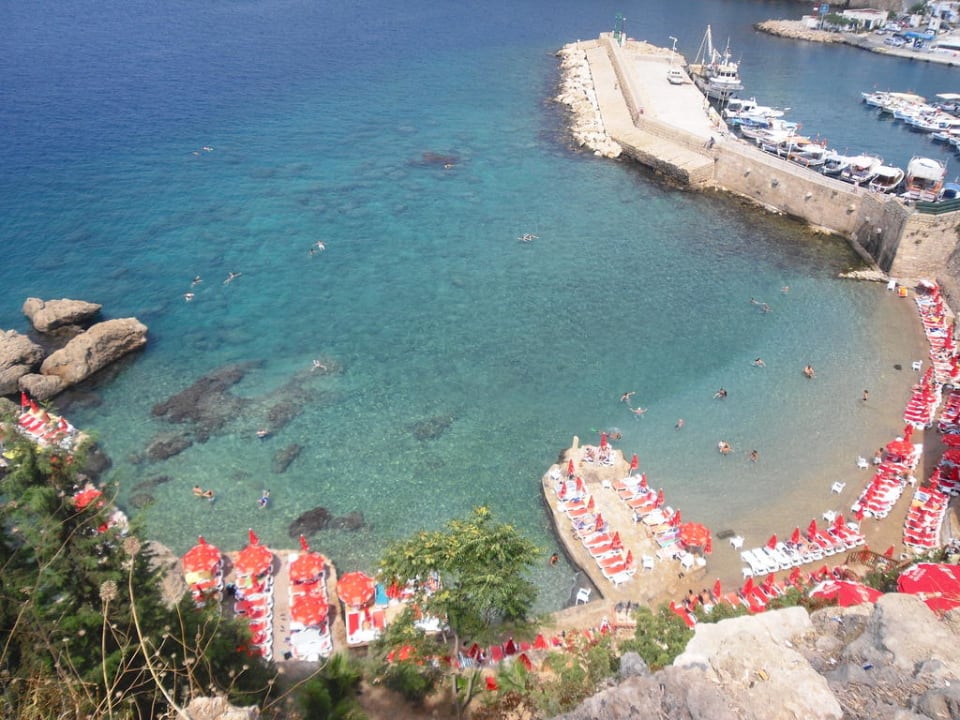 Privatstrand in der Altstadt (Kaleici) Dogan Hotel by Prana Hotels & Resorts