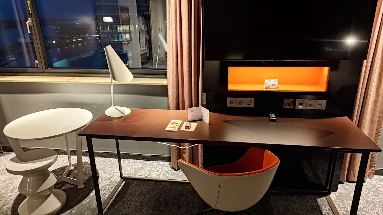 Zimmer Mövenpick Hotel Amsterdam City Centre