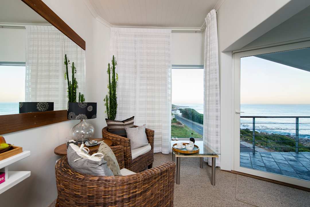 Zimmer Whalesong Lodge