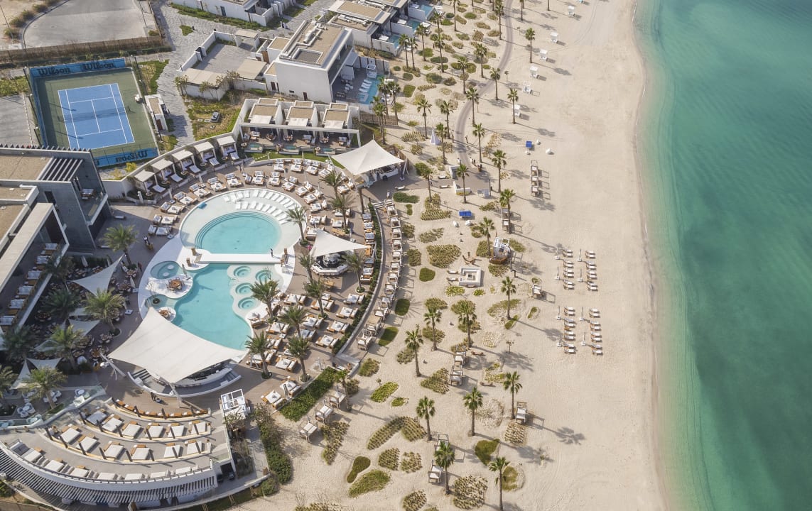 Pool Nikki Beach Resort & Spa Dubai