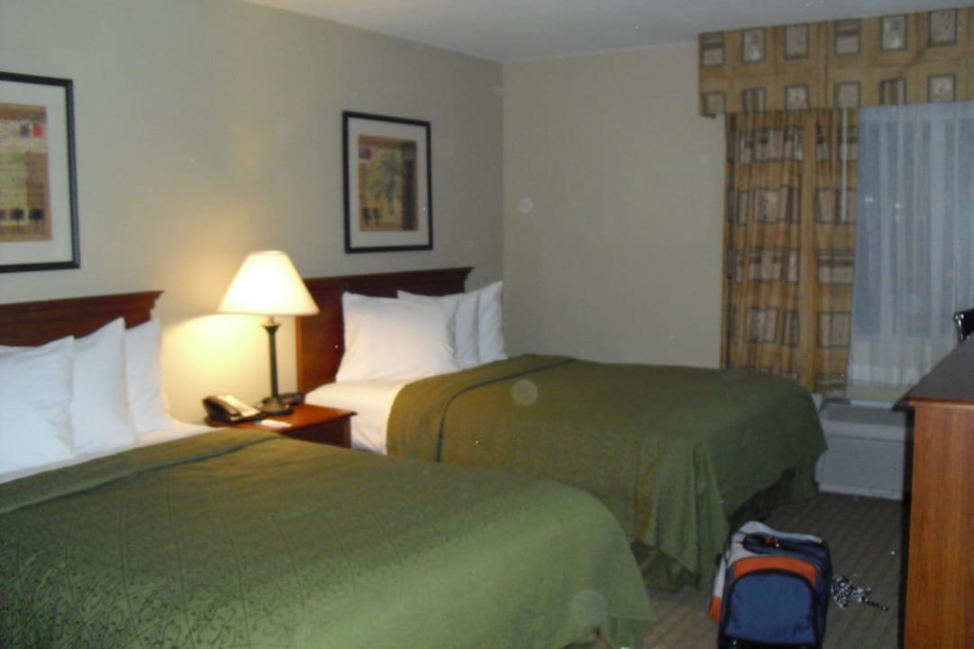 Zimmer innen Vista Inn & Suites Tampa
