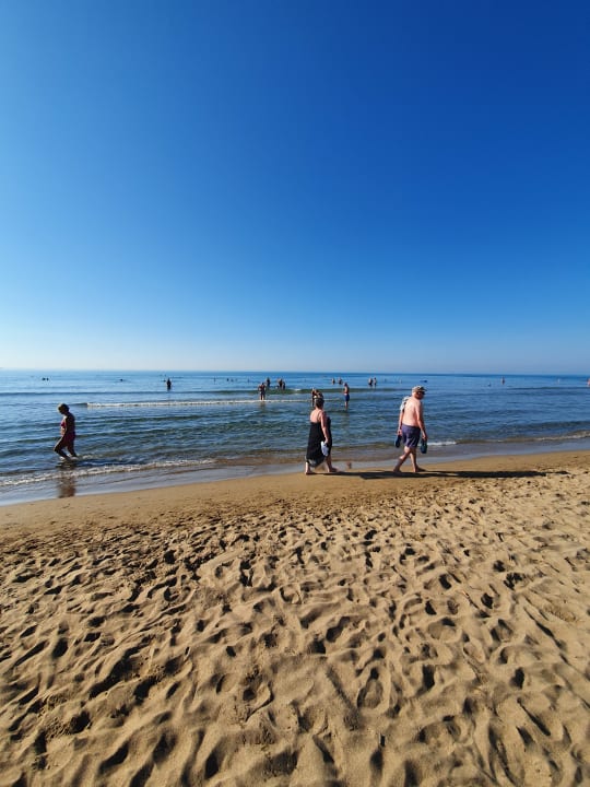 Strand Dream World Resort & Spa