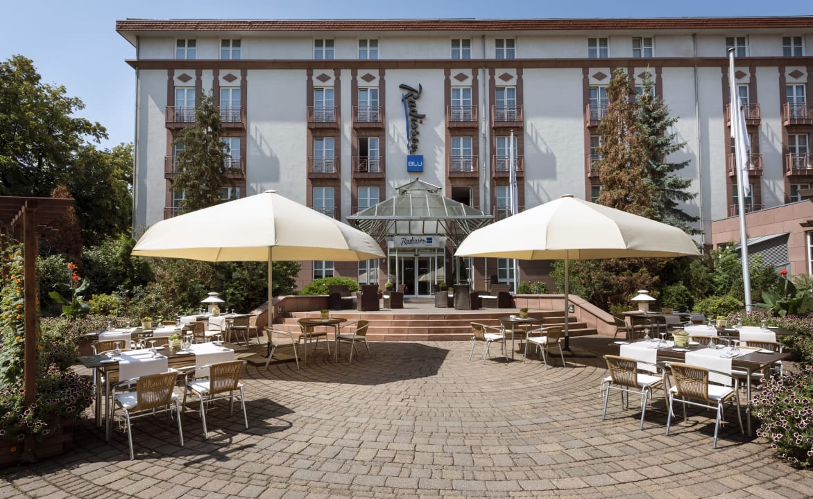 Außenansicht Radisson Blu Hotel Merseburg