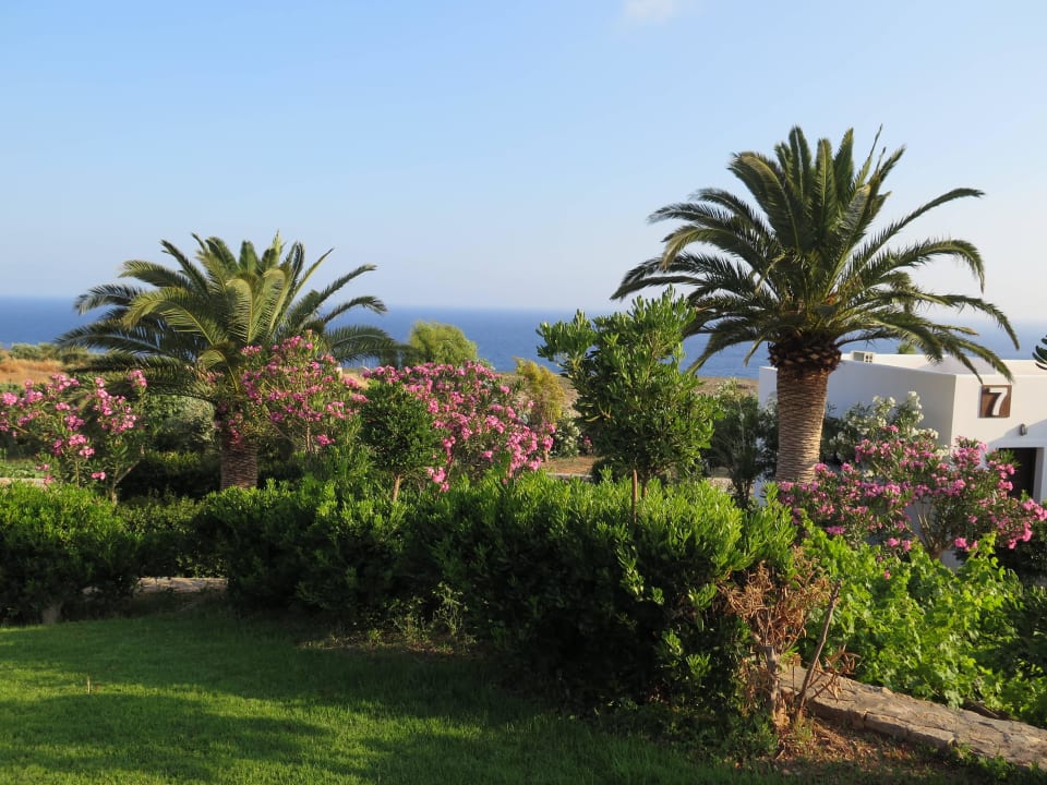 Hotelgartenanlage Vritomartis Naturist Resort