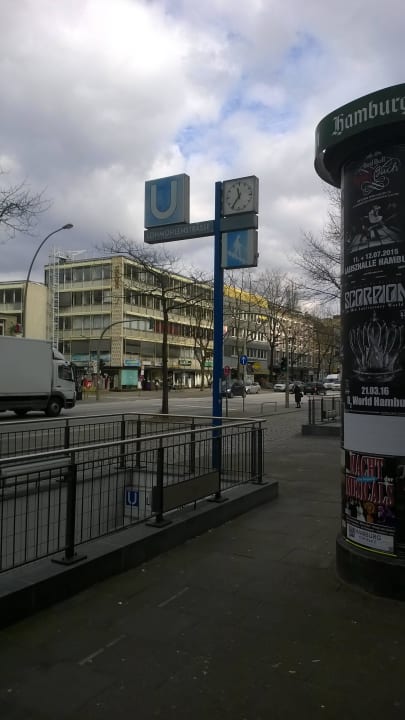 Vom Hotel aus Motel One Hamburg-Alster