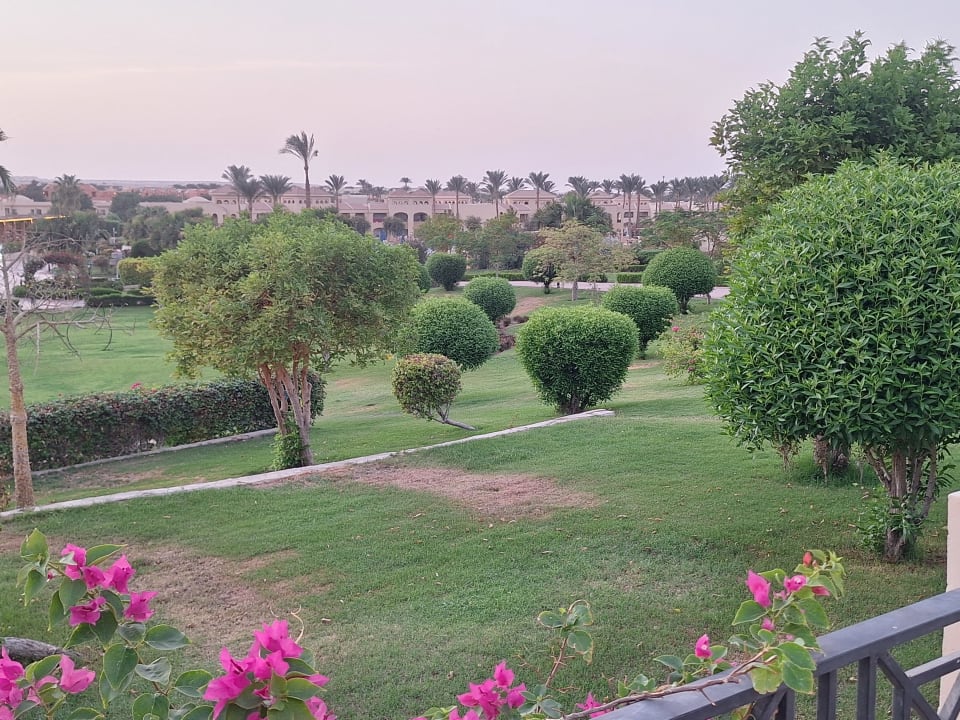 Gartenanlage Cleopatra Luxury Resort Makadi Bay