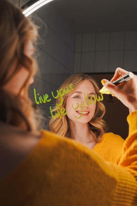 Zimmer Boutique House happYellow