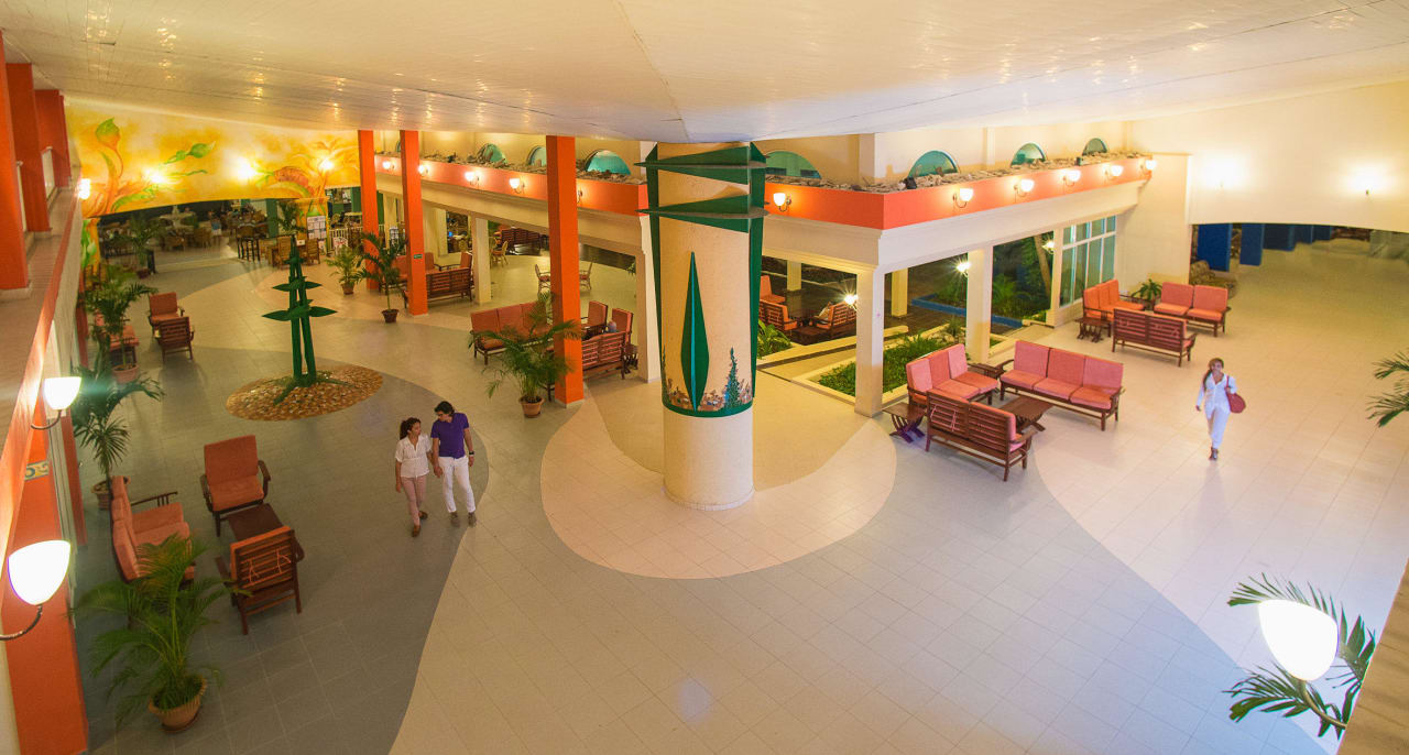 Lobby ASTON Costa Verde Beach Resort