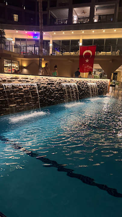 Pool Seven Seas Palmeras Bay Alanya