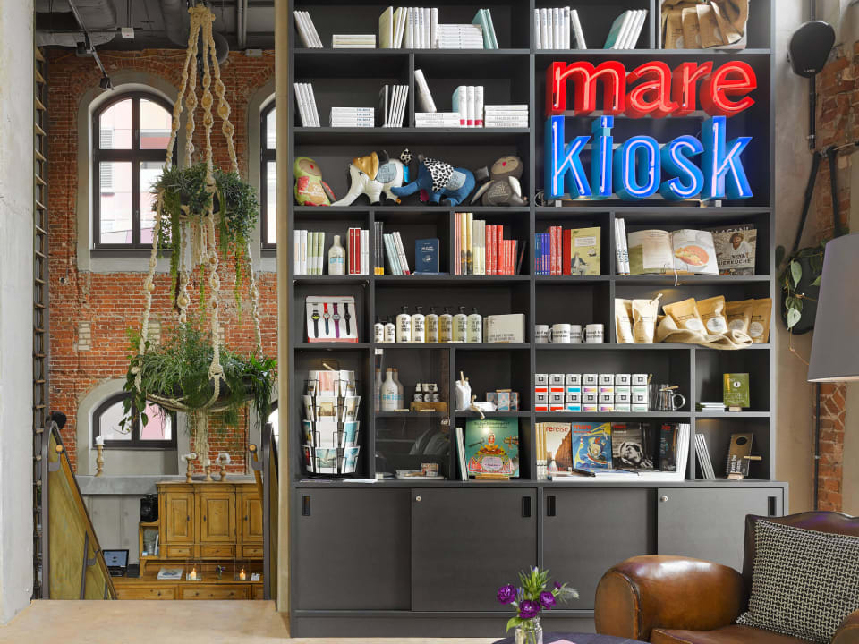 Lobby / mare Kiosk 25hours Hotel Altes Hafenamt