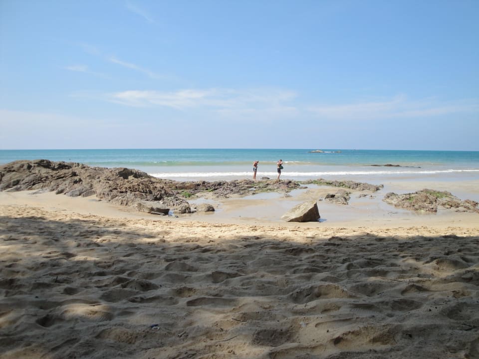 Strand 200m vom Hotel Khaolak Oriental Resort - Adults only