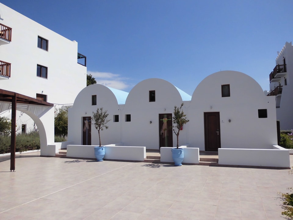 Teilansicht des Hotels TUI BLUE Oceanis Beach and Spa Resort