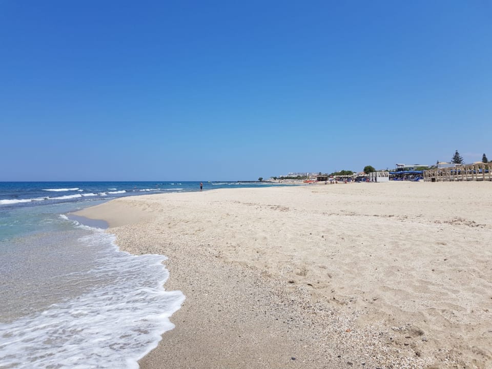 Strand Bella Beach Hotel