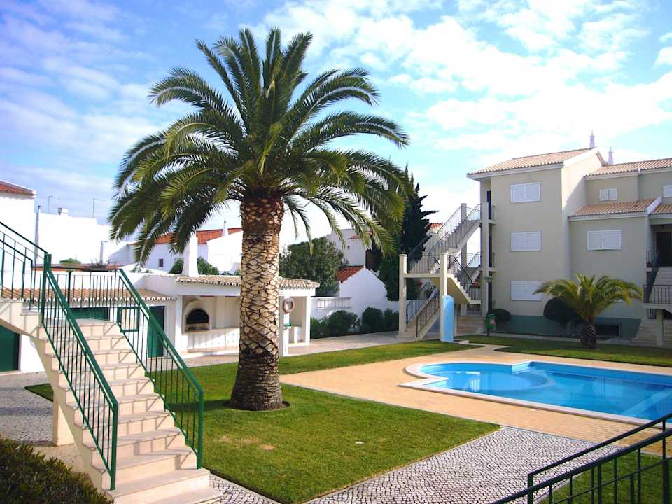 Garten mit Palme Apartments Atlantico Sul