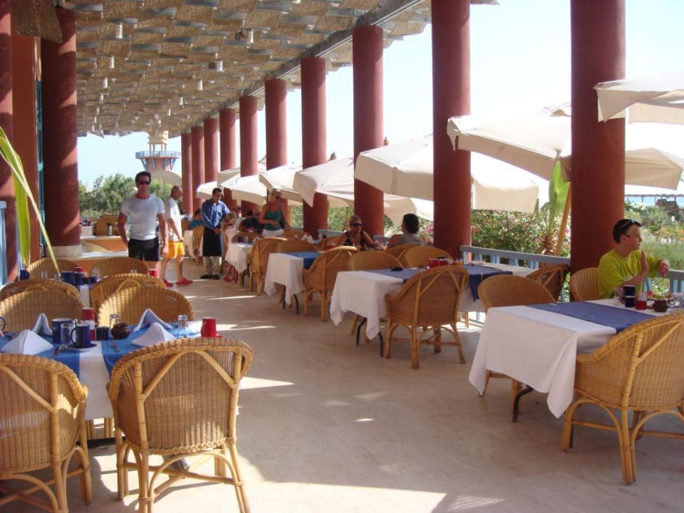 Frühstück im Freien Sheraton Miramar Resort El Gouna