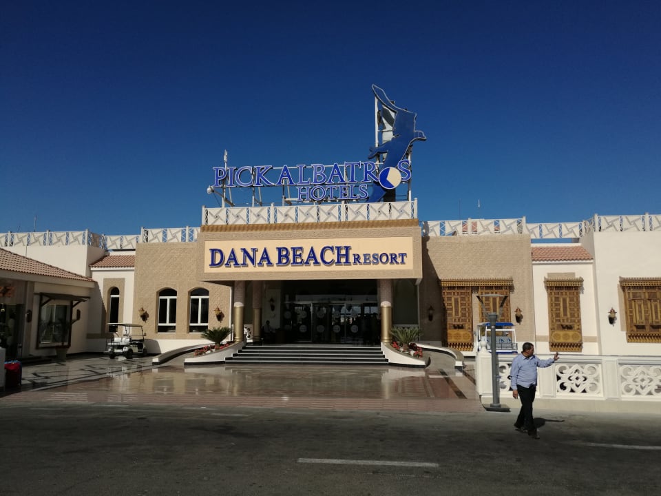 Hotel von der Vorderfront Pickalbatros Dana Beach Resort - Hurghada
