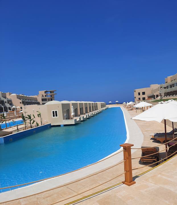 Pool Diamond Beach by Pearl Resort