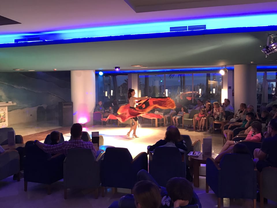 Abendshow Vegas Aparthotel Fontanellas Playa