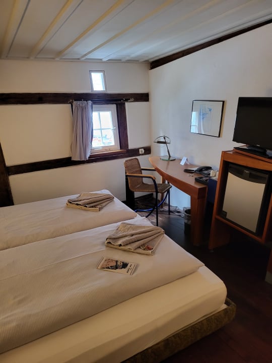 Zimmer Hotel Schiefes Haus