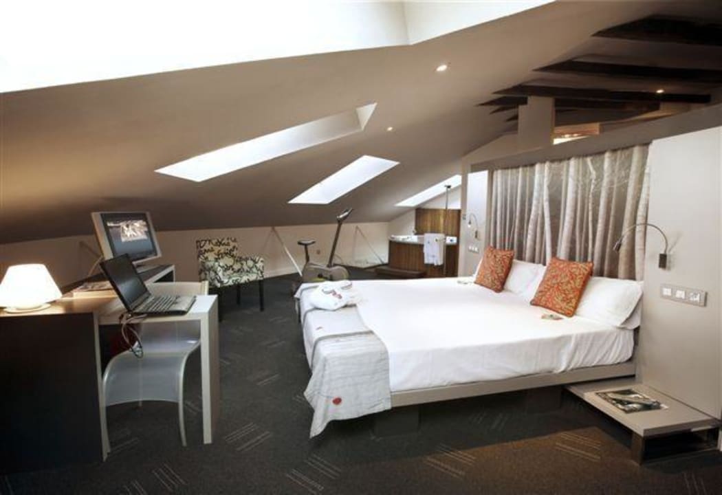 Habitación Hotel Petit Palace Art Gallery