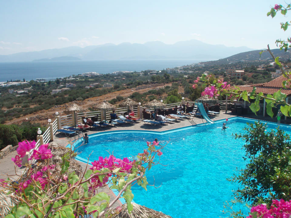Blick vom Pool Elounda Residence Resort & Waterpark