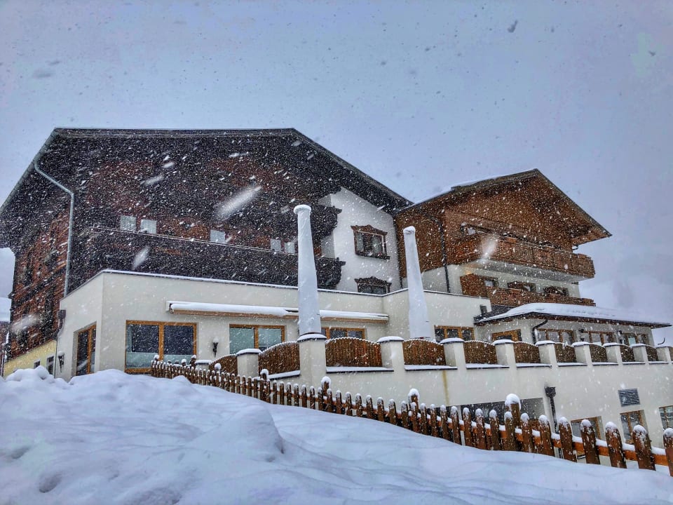 Außenansicht Berghotel Lämmerhof