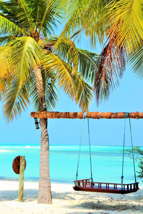 Sandbank Kuredu Island Resort & Spa