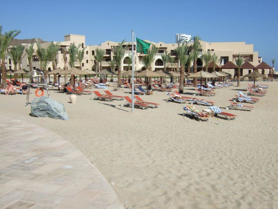 Strand Miramar Al Aqah Beach Resort