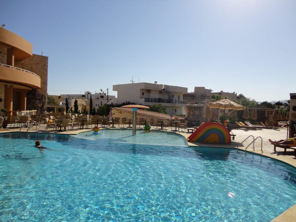 Hotelpool Cactus Royal