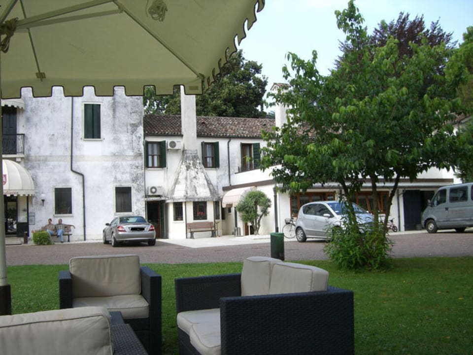 Haupteingang  Villa Giustinian