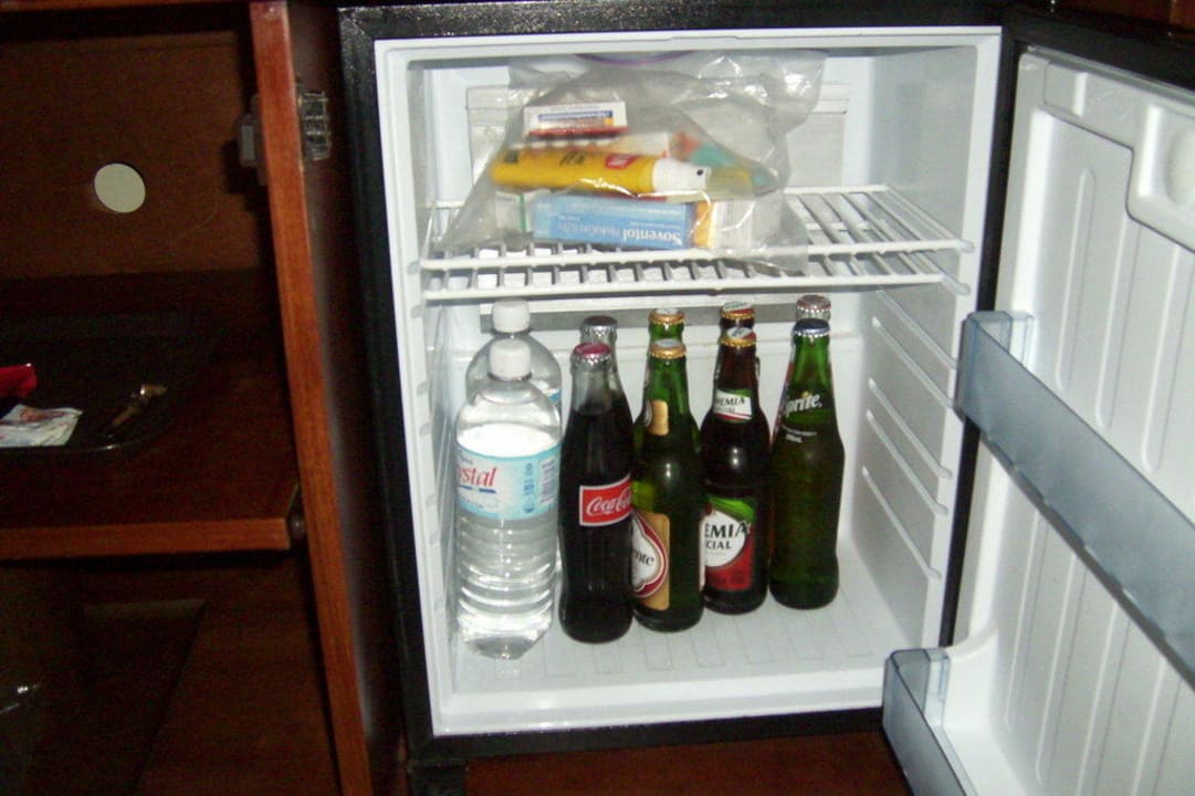 Gut gefüllter Kühlschrank Grand Palladium Select Bávaro Resort & Spa