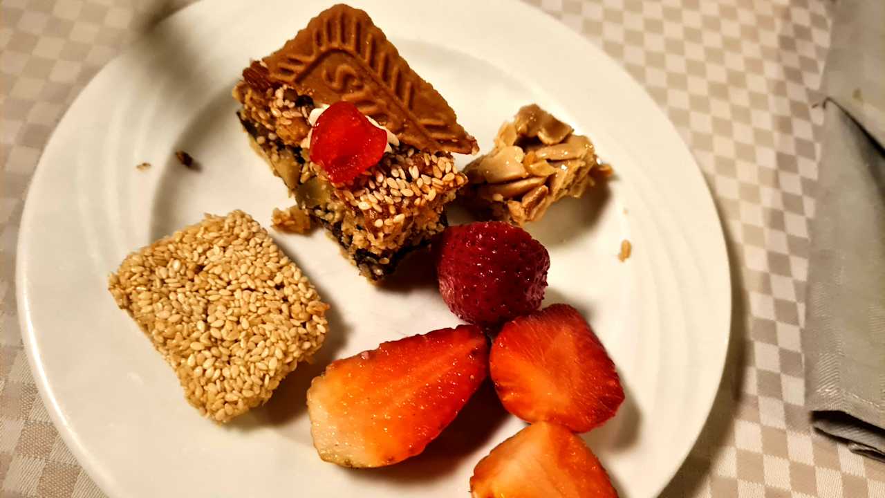 Gastro Serenity Alpha Beach