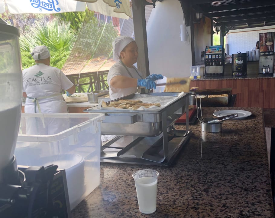 Gastro Club Yali Hotels & Resort
