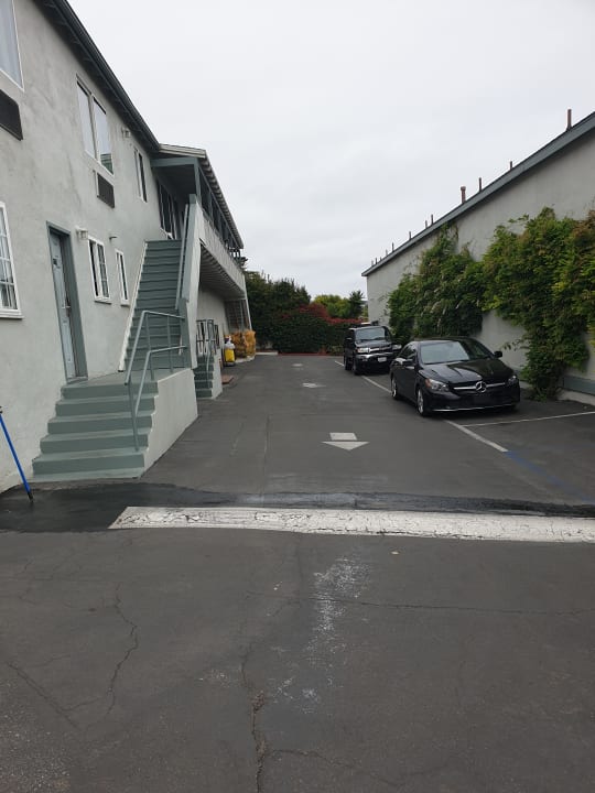 Außenansicht Hotel Crescent Bay Inn