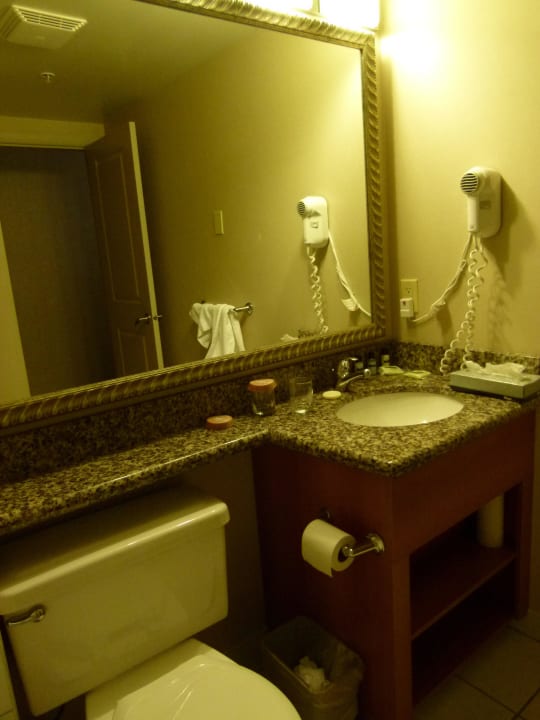 Badezimmer Sandman Hotel Calgary Airport