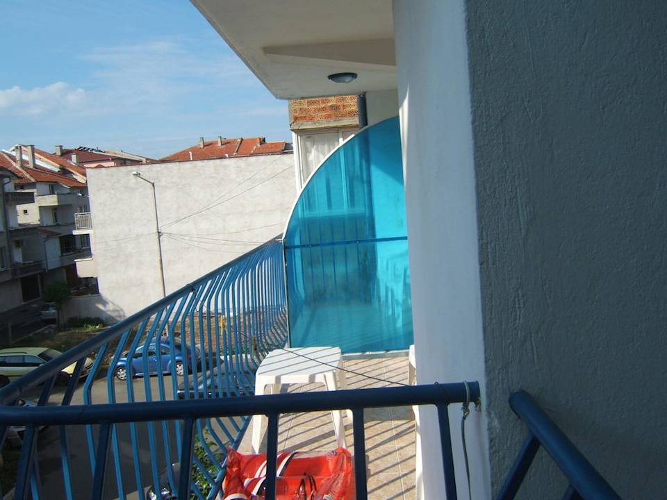 Widok z balkonu Elvira Hotel