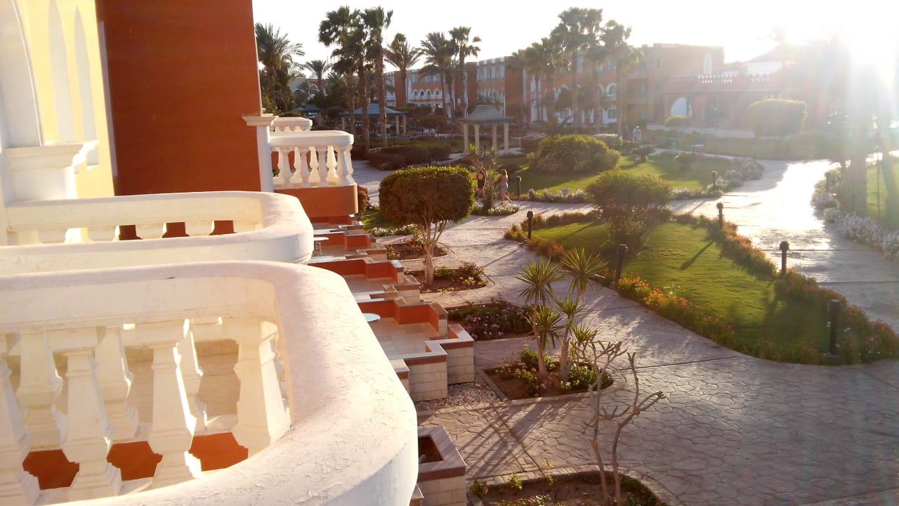 Blick vom Zimmer SUNRISE Garden Beach Resort