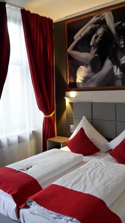 Zimmer Rheinhotel Lilie