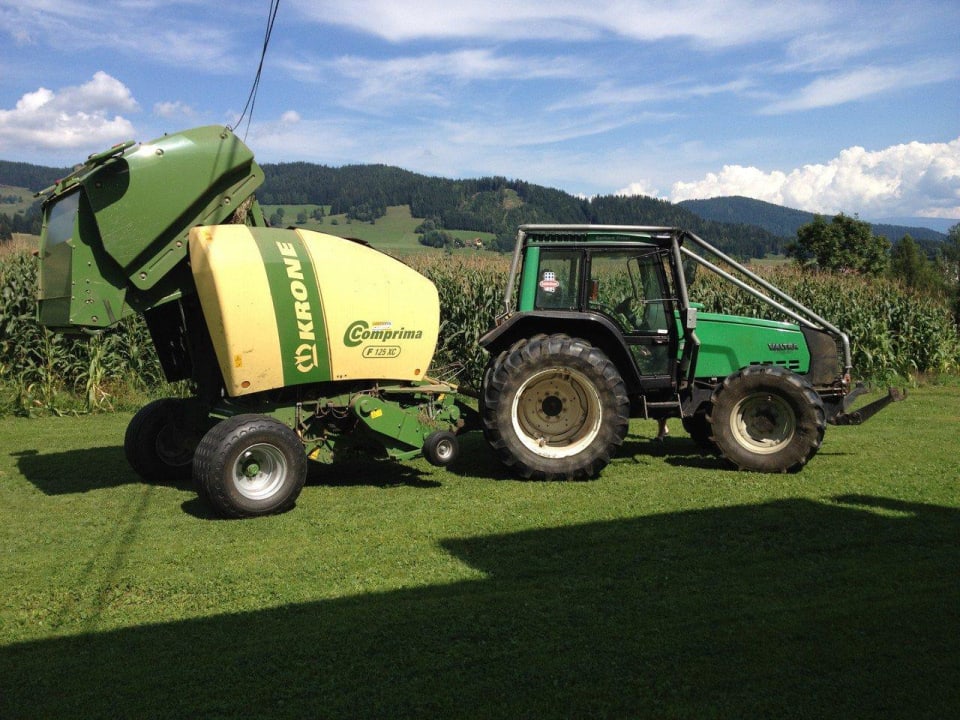 Bauers Tracktor Erlebnisbauernhof Steinerhof
