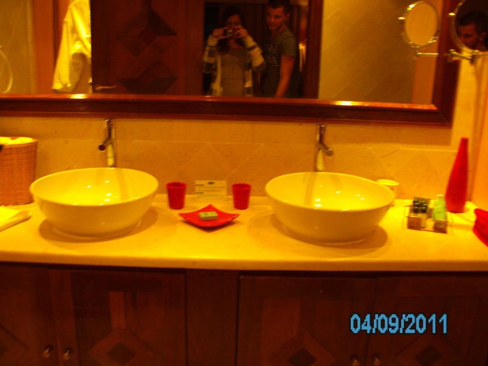 Bad  The Orangers Beach Resort and Bungalows