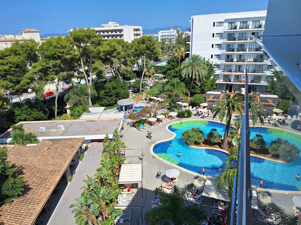 Außenansicht Hotel Riu Bravo